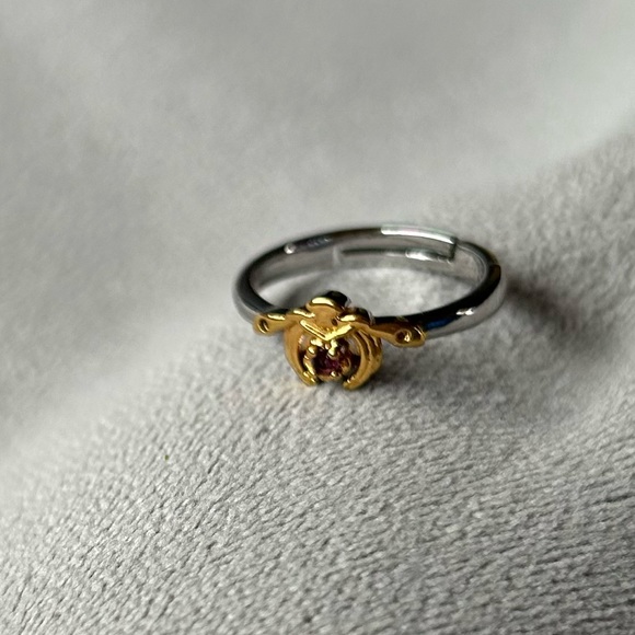 Genshin Impact Yae Miko Ring ~ Resizable ~ Silver & Gold Tone Purple Stone ~ New - Picture 6 of 10